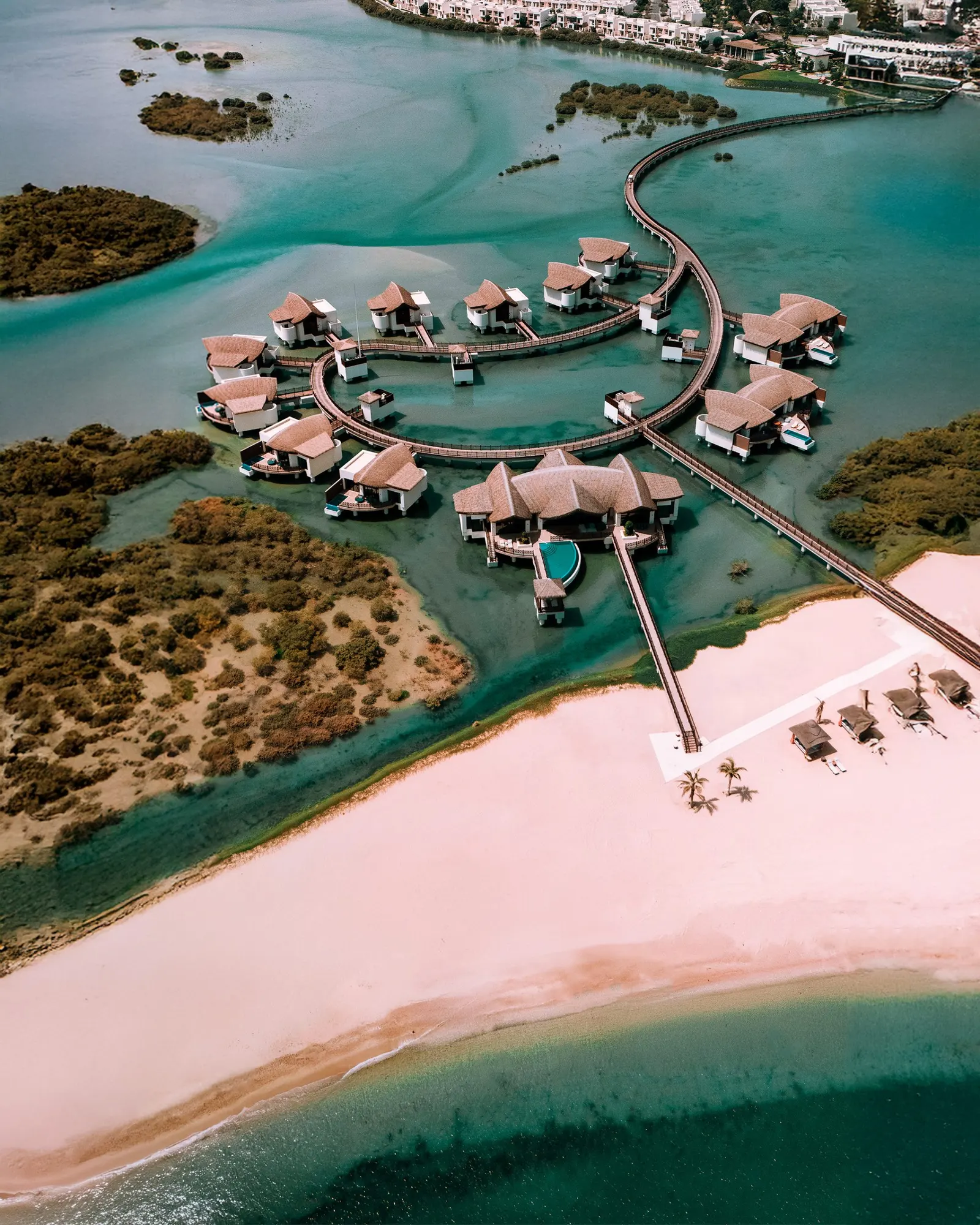 Maldives in UAE: Anantara Mina Al Arab Ras Al Khaimah – The Ultimate Luxury Escape